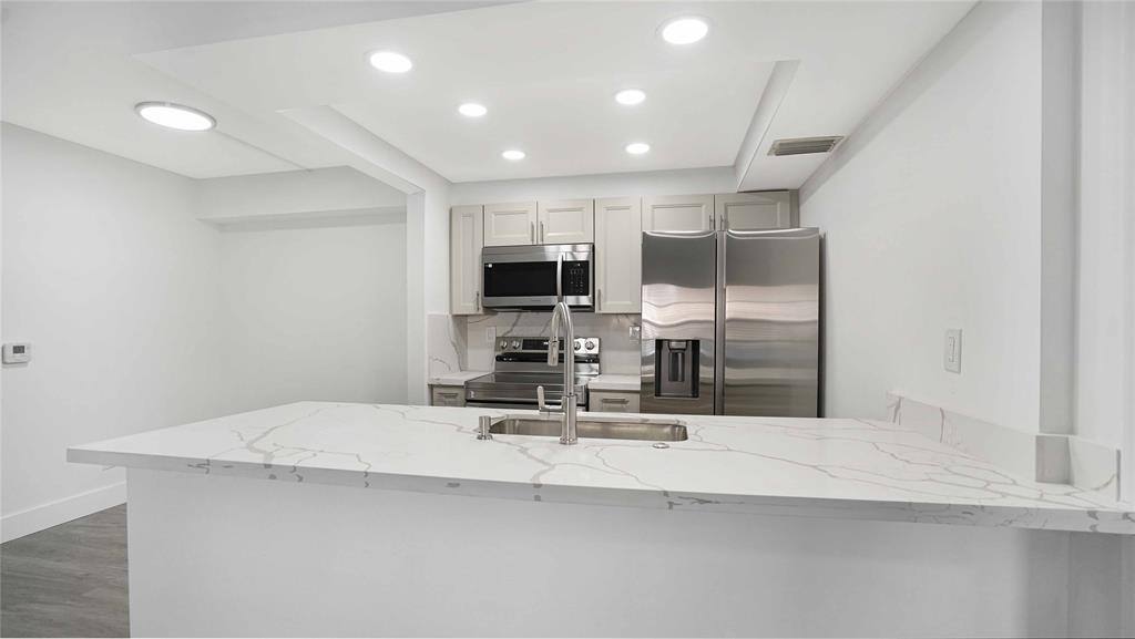 Apartment for rent at 9466 Boca Cove Circle #303, Boca Raton, FL 33428
