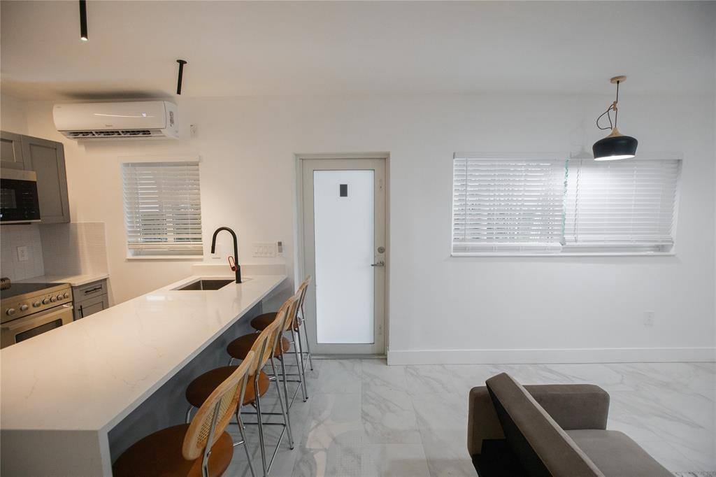 Apartment for rent at 1112 NE 17th Terrace #1, Fort Lauderdale, FL 33304