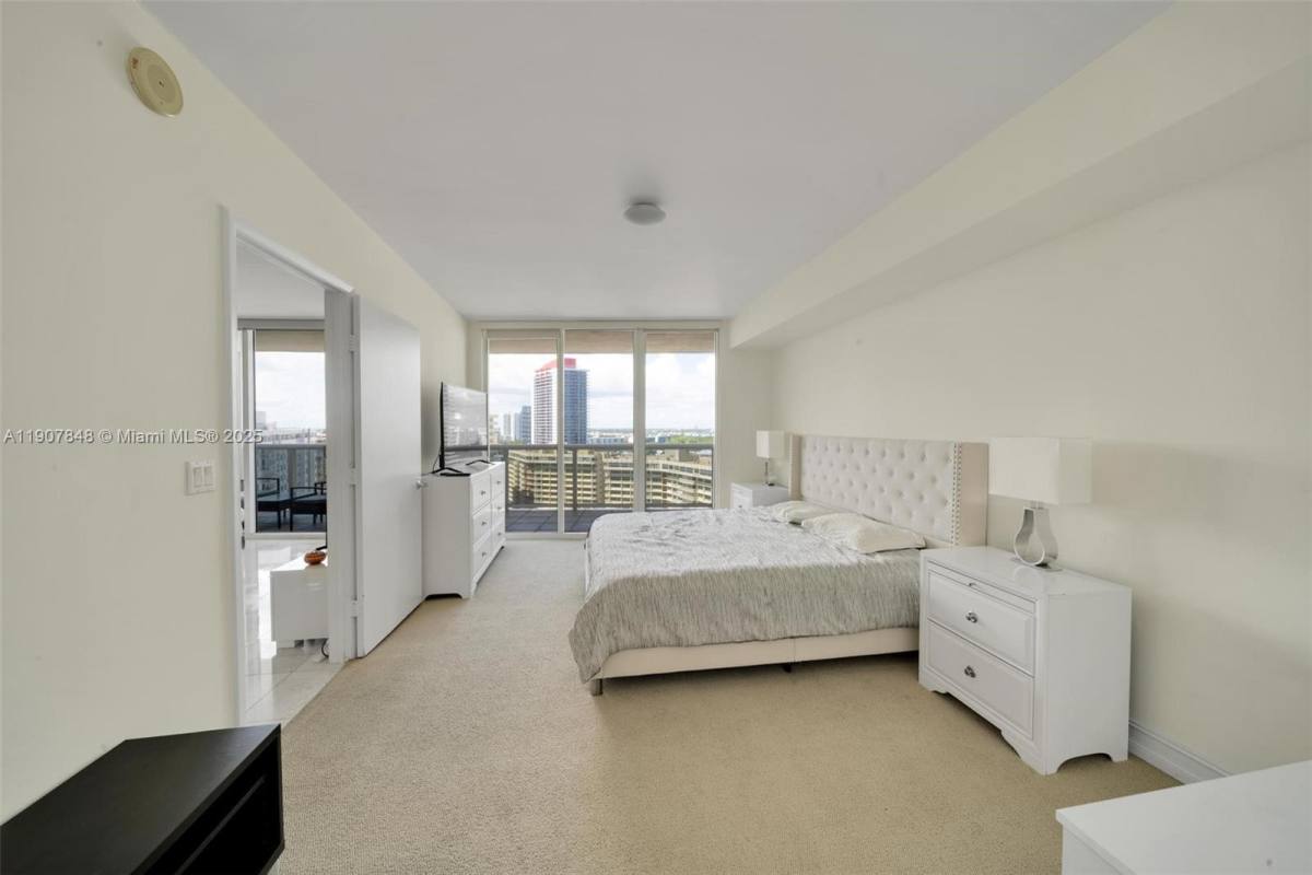 Apartment for rent at 1850 S Ocean Dr #1609, Hallandale, FL 33009