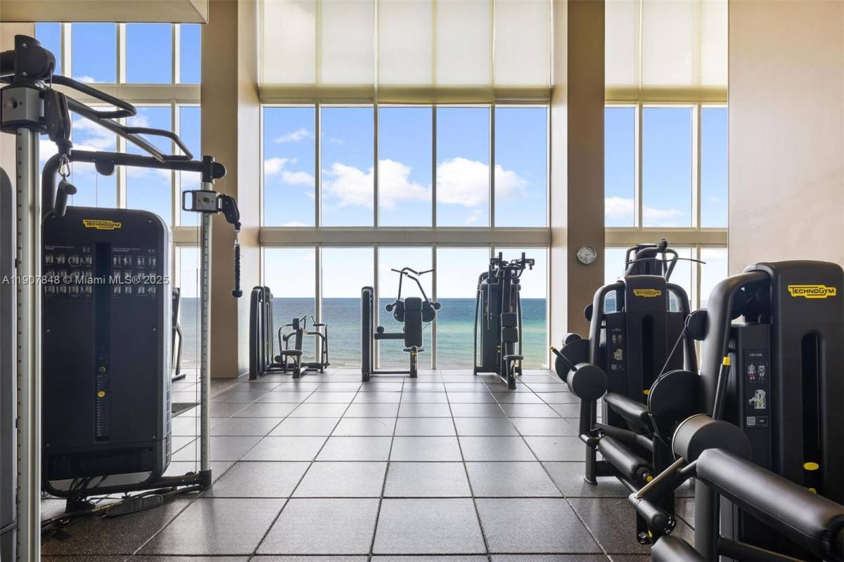 Apartment for rent at 1850 S Ocean Dr #1609, Hallandale, FL 33009