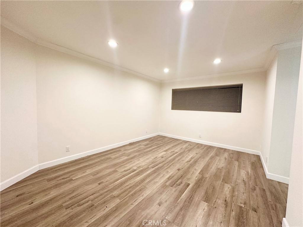 Townhouse for rent at 1433 S Beverly Dr, Los Angeles, CA 90035