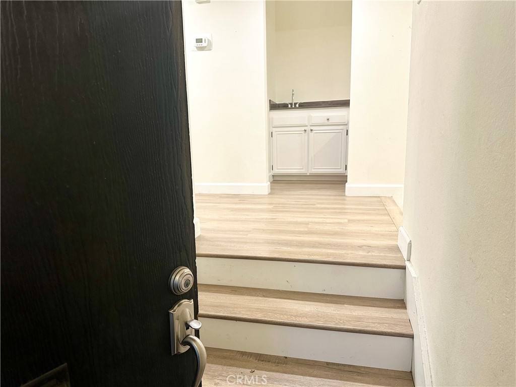Townhouse for rent at 1433 S Beverly Dr, Los Angeles, CA 90035