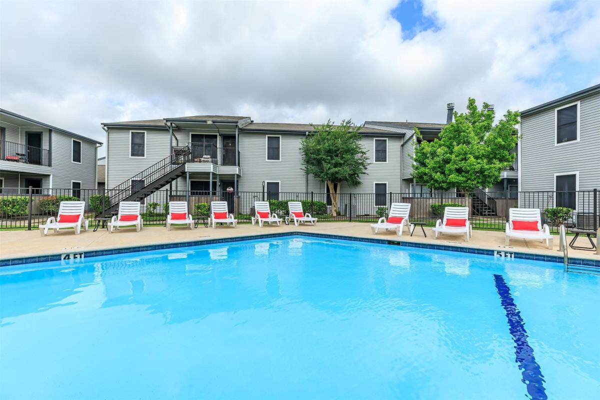 Apartment for rent at 420 Garland Dr #1308, Lake Jackson, TX 77566
