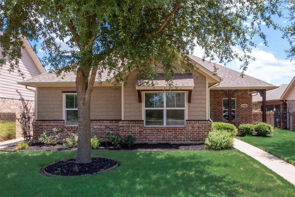 Apartment for rent at 3318 Crystal Clear Court, Granbury, TX 76049