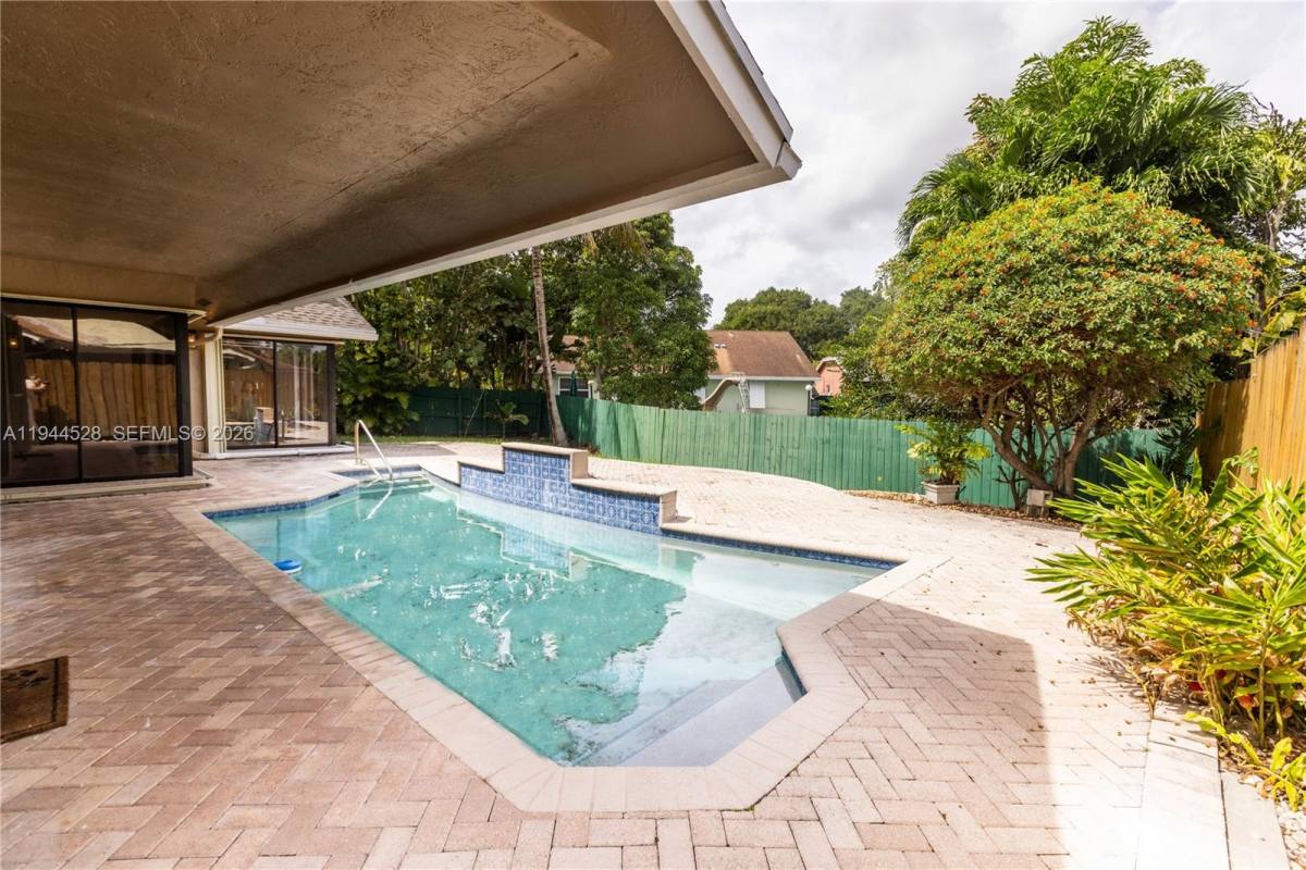 Apartment for rent at 8775 SW 57th St, Fort Lauderdale, FL 33328