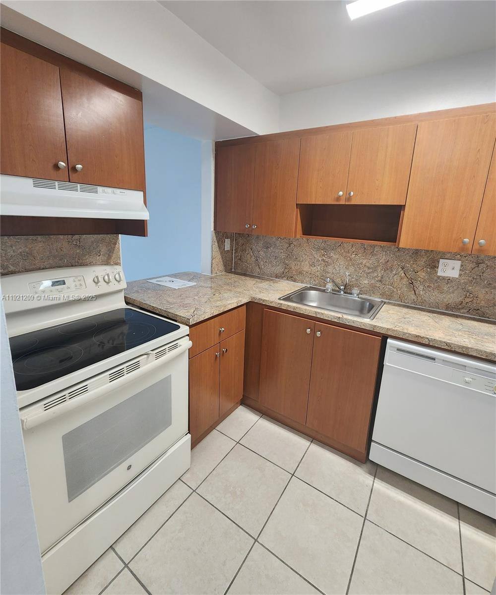 Apartment for rent at 11020 SW 196th St #11020A403, Miami, FL 33157