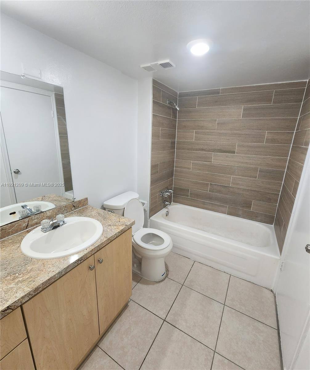 Apartment for rent at 11020 SW 196th St #11020A403, Miami, FL 33157