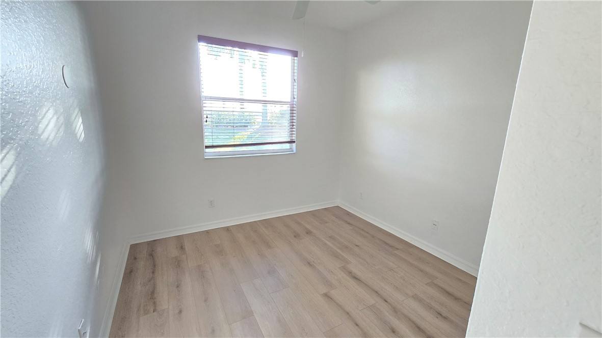 9907 E Verona Circle, Vero Beach, FL 32966 - Apartment For Rent - Image 1