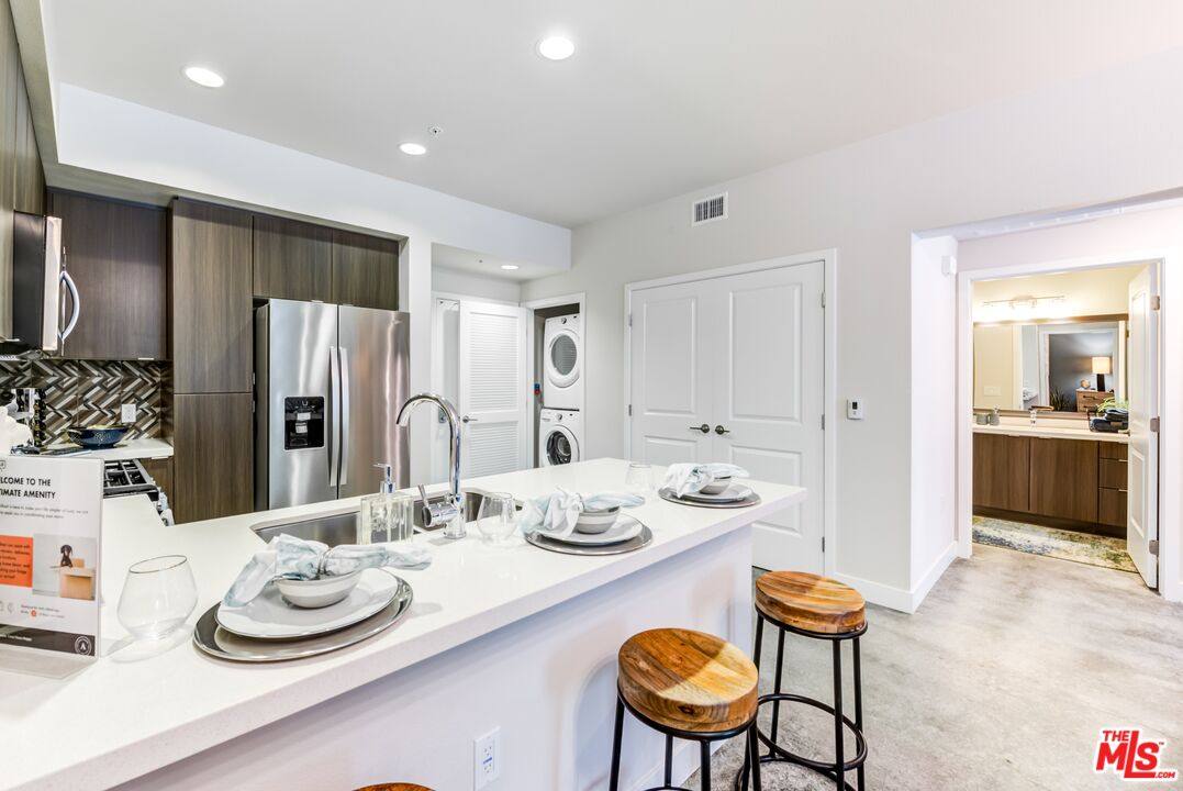 Apartment for rent at 7290 Edinger Ave #4051, Huntington Beach, CA 92647