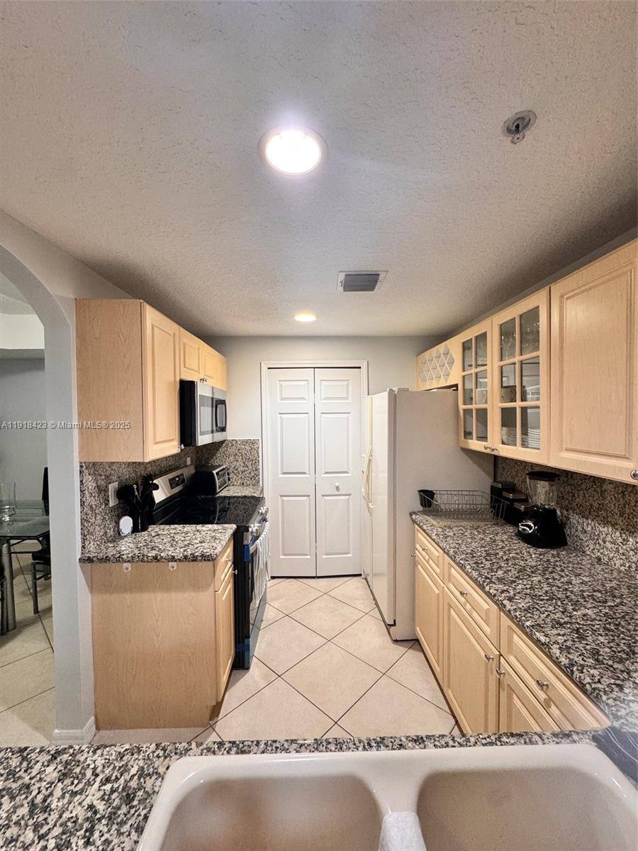 Condo for rent at 6340 NW 114th Ave #101, Miami, FL 33178