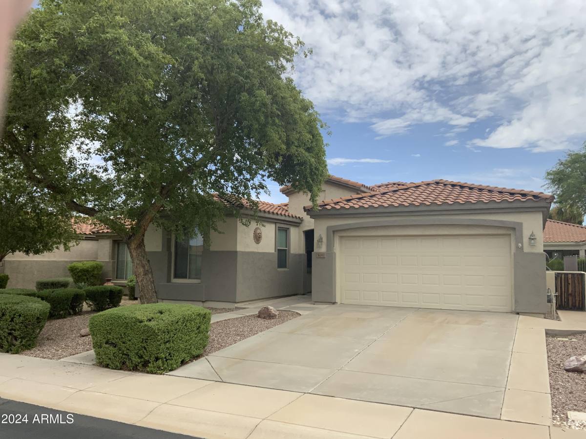 Apartment for rent at 5141 S Eucalyptus Dr, Gilbert, AZ 85298
