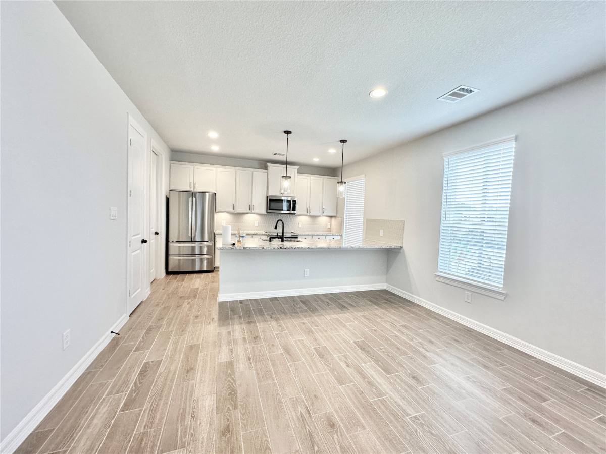 Apartment for rent at 11019 Cane Oak Way, Houston, TX 77043
