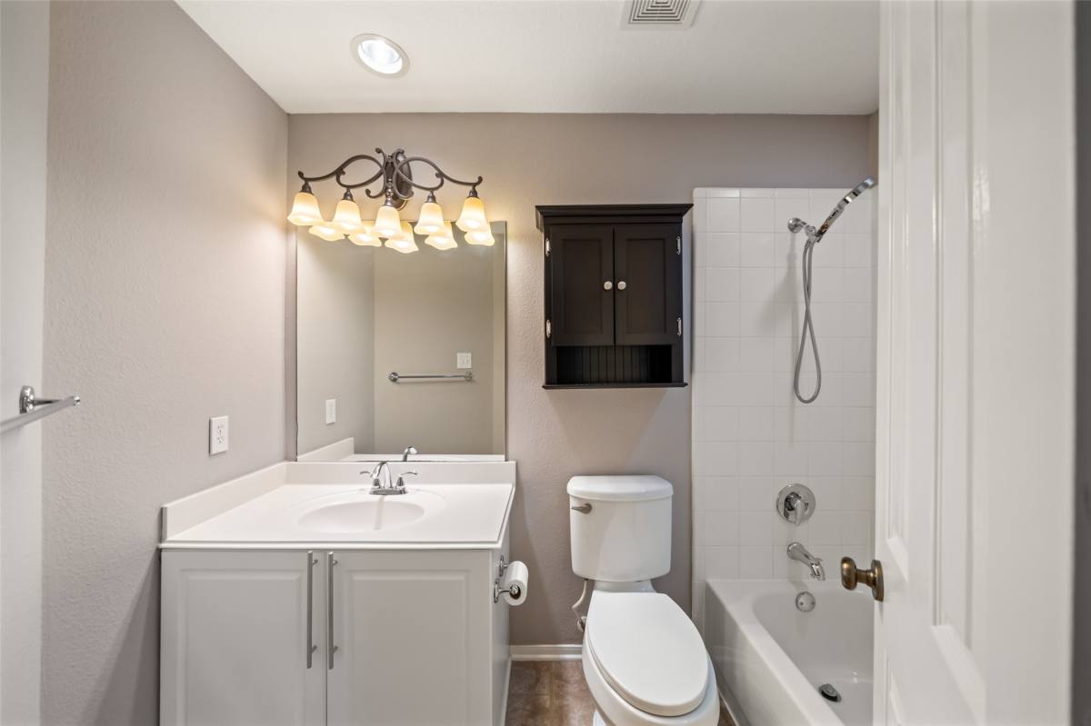 Condo for rent at 21 Stone Creek Place #21, Spring, TX 77382