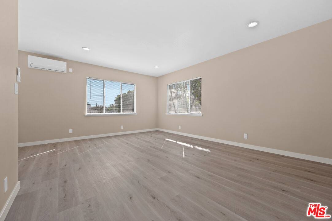 Apartment for rent at 11825 Iowa Ave #6, Los Angeles, CA 90025