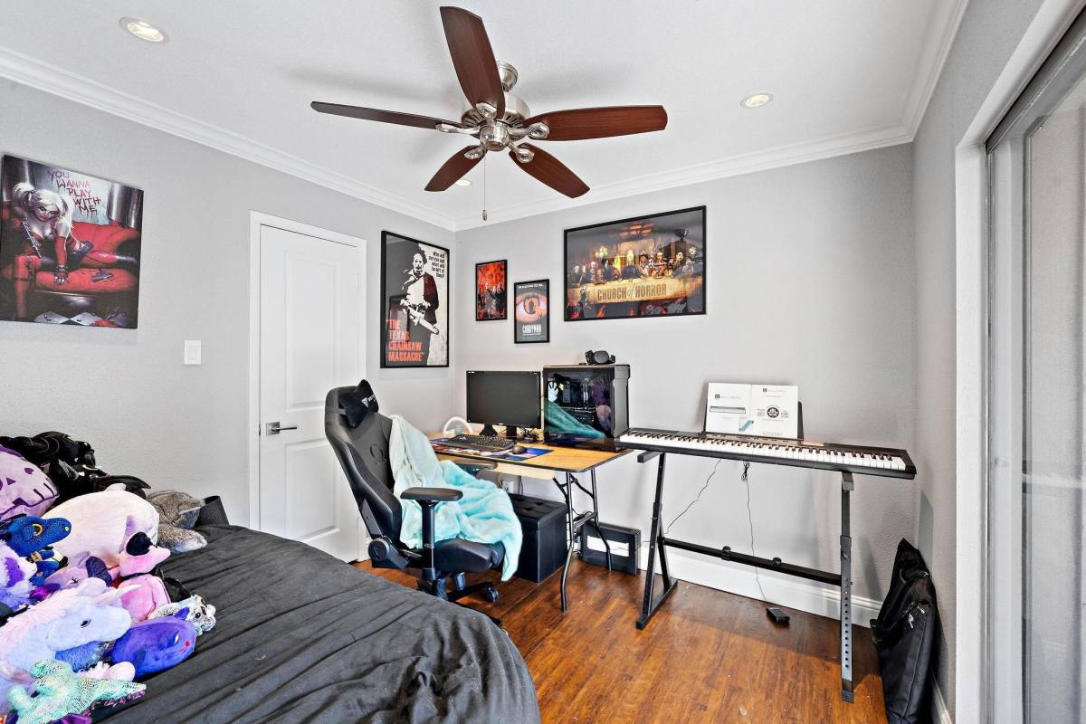 Condo for rent at 1818 Augusta Dr #6, Houston, TX 77057