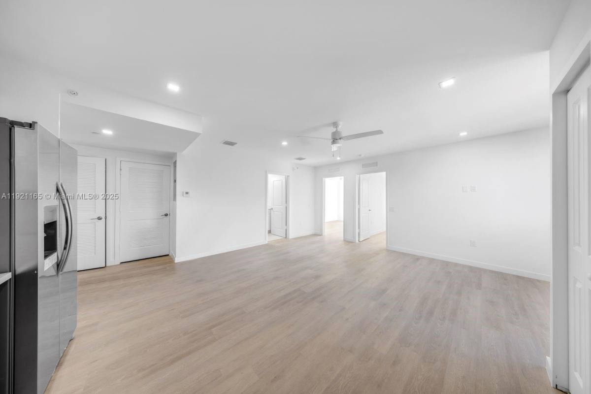 Apartment for rent at 20 NE 19th Ave #201, Pompano Beach, FL 33060