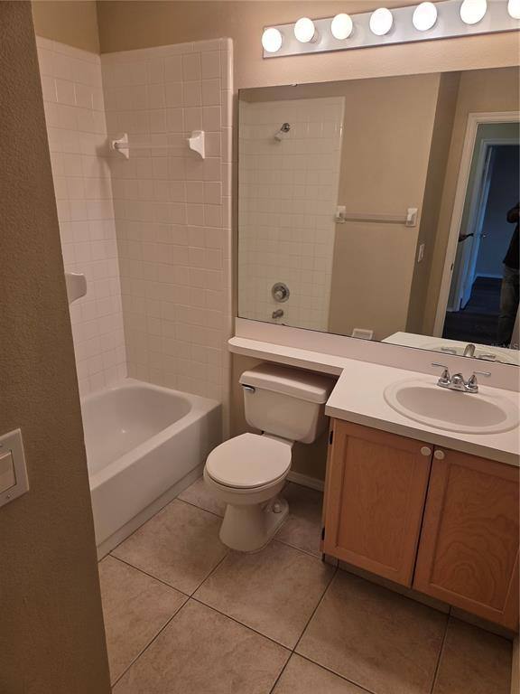Townhouse for rent at 14520 Laguna Beach Circle, Orlando, FL 32824