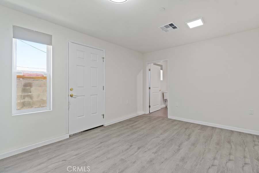 Apartment for rent at 11808 Hart St, North Hollywood, CA 91605