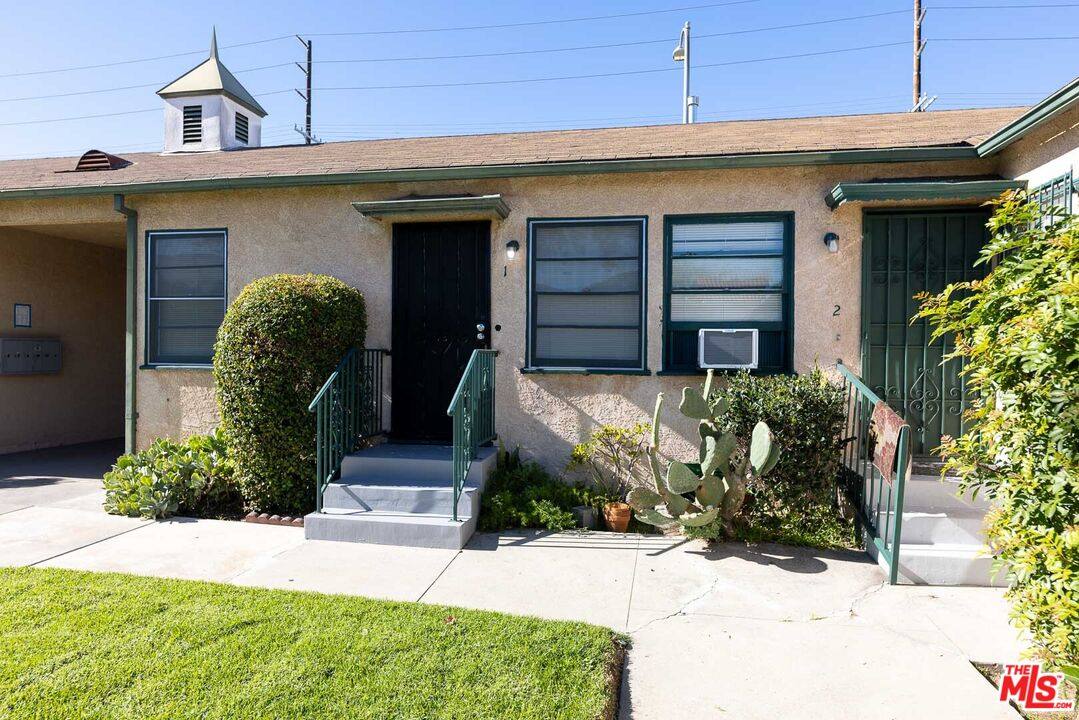 Apartment for rent at 1940 S Robertson Blvd #1, Los Angeles, CA 90034