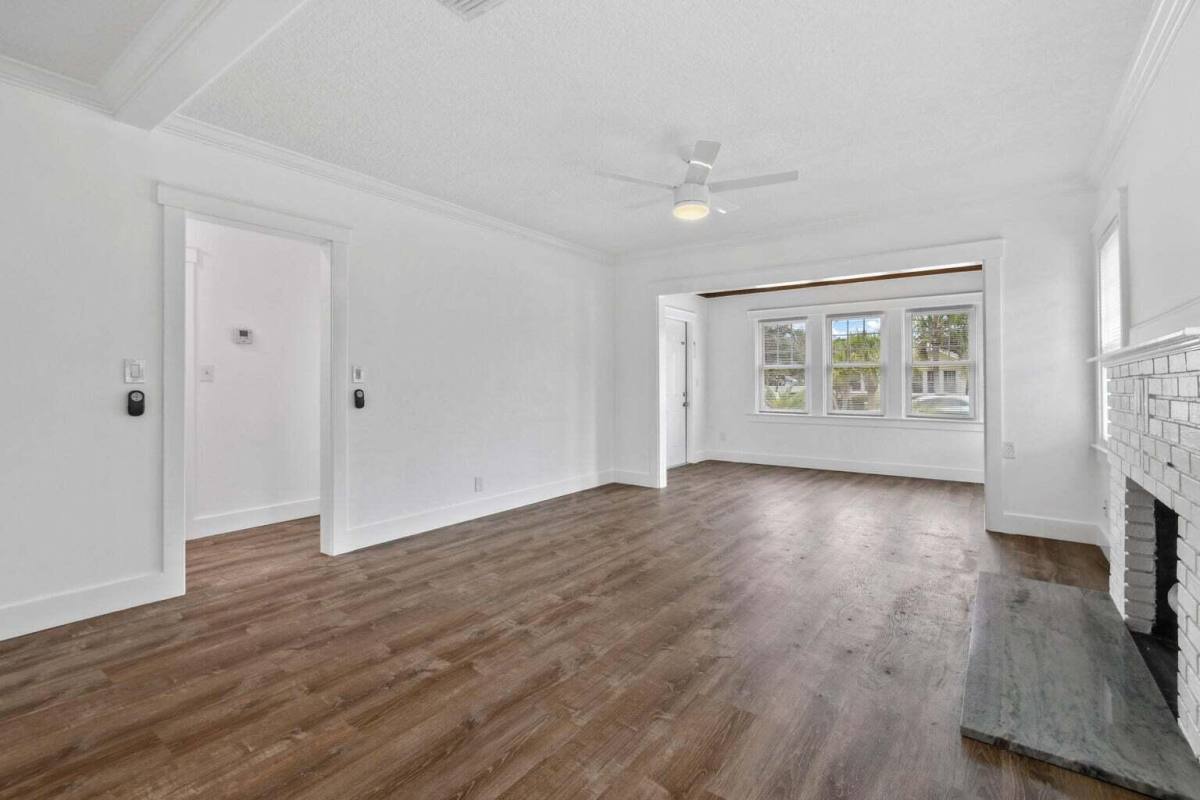 Apartment for rent at 415 Greenbriar Dr #415-1, West Palm Beach, FL 33403