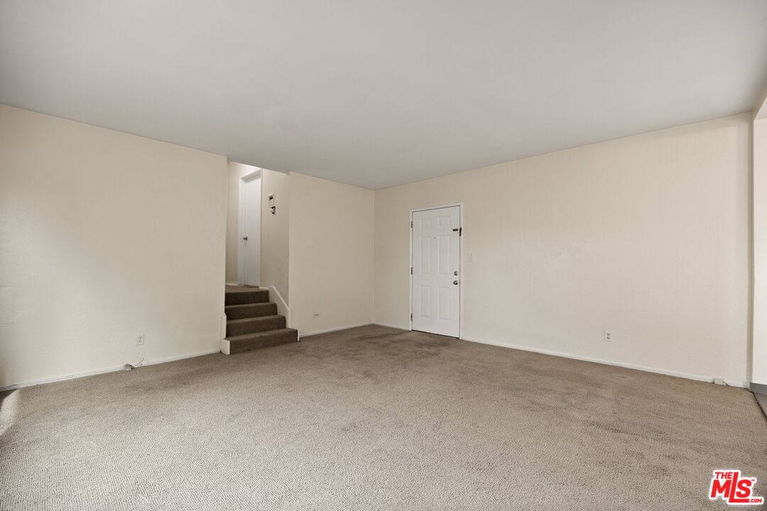 Apartment for rent at 161 W Channel Rd #161-5, Santa Monica, CA 90402