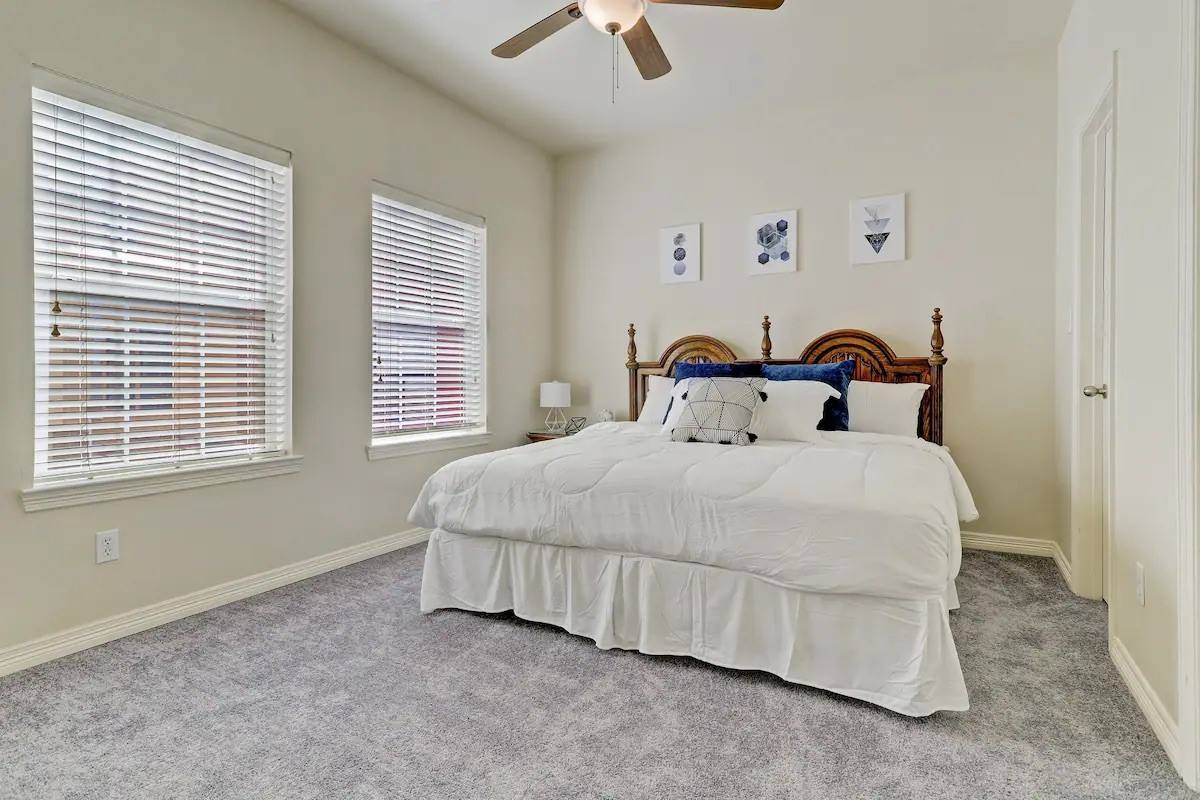 Townhouse for rent at 1717 Thompson St #1717A, Houston, TX 77007
