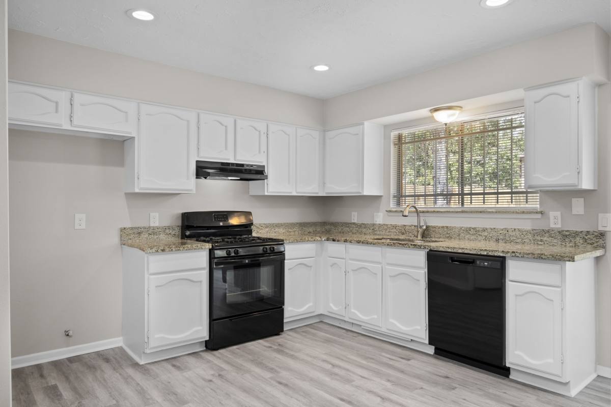 Apartment for rent at 4202 Brandemere Way St, Houston, TX 77066