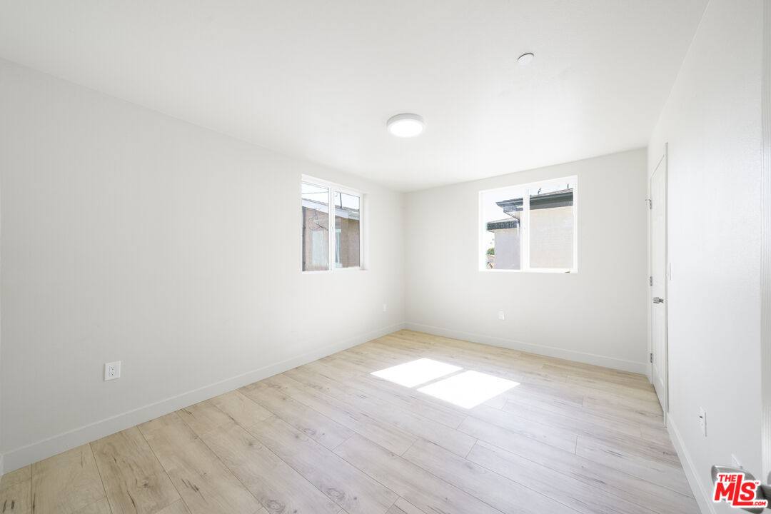 Apartment for rent at 735 E 82nd St #735, Los Angeles, CA 90001