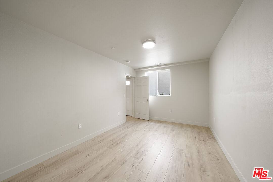 Apartment for rent at 735 E 82nd St #735, Los Angeles, CA 90001