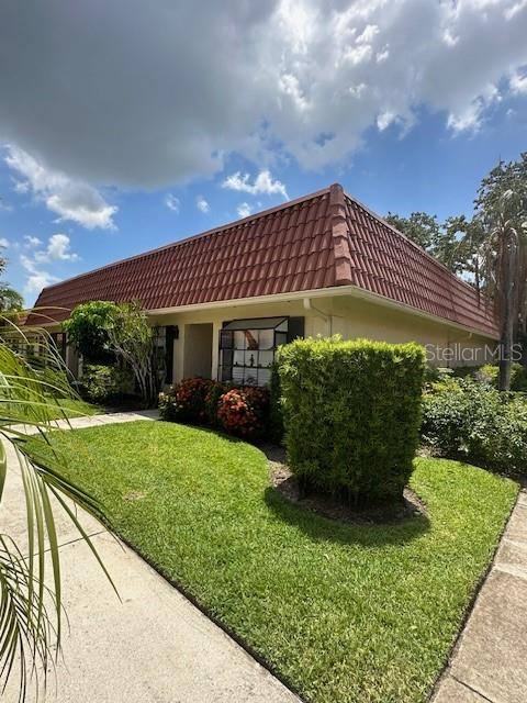 Apartment for rent at 19029 US-Highway 19 N #1902920F, Clearwater, FL 33764