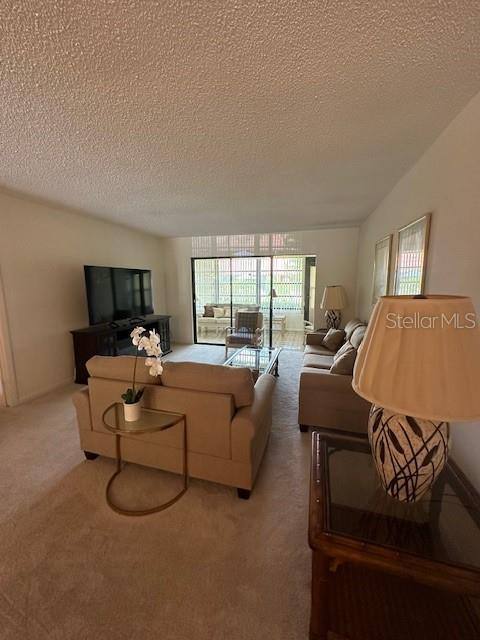 Apartment for rent at 19029 US-Highway 19 N #1902920F, Clearwater, FL 33764