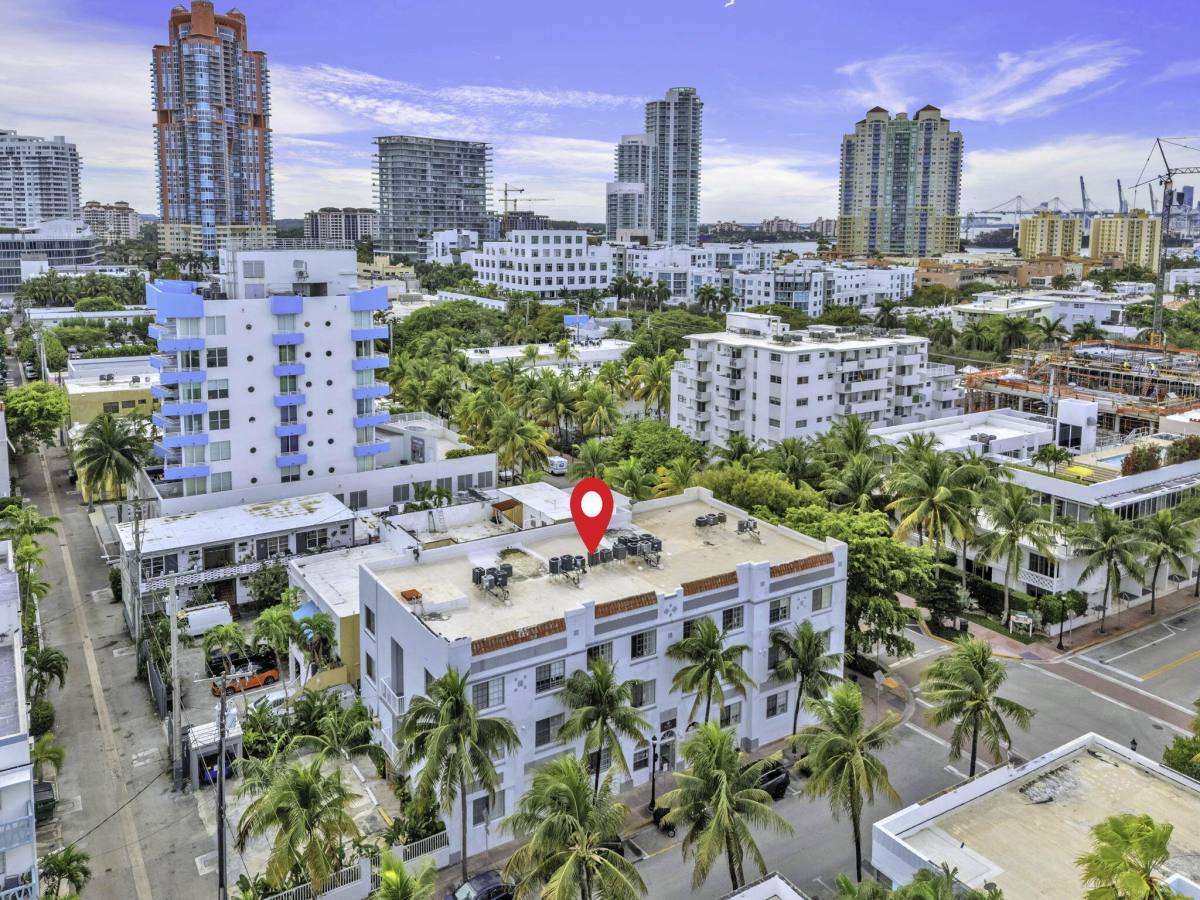 Apartment for rent at 130 3rd St #201, Miami Beach, FL 33139