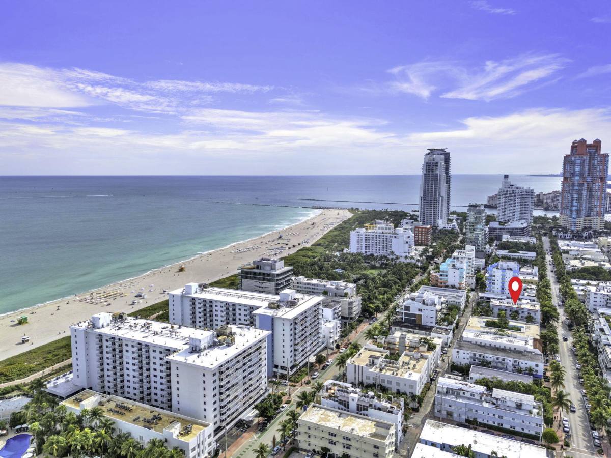 Apartment for rent at 130 3rd St #201, Miami Beach, FL 33139
