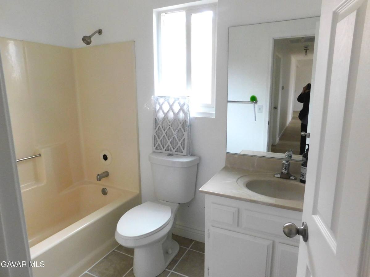 Apartment for rent at 8260 Viburnum Ave, California City, CA 93505