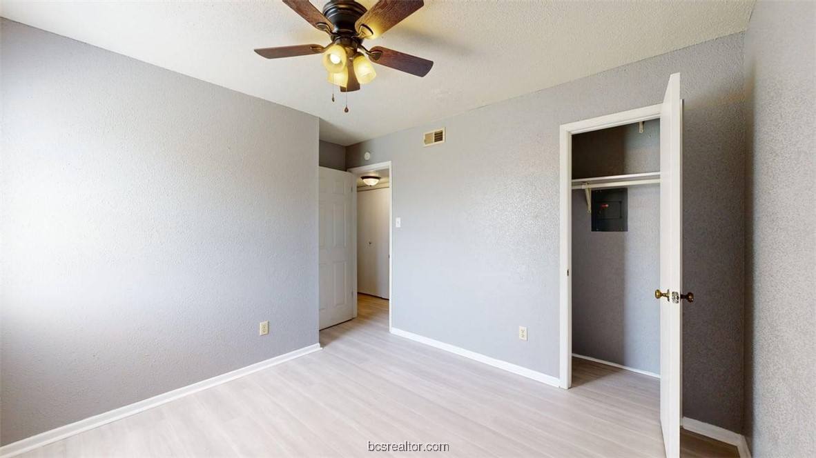 Apartment for rent at 1524 Pine Ridge Dr #1524B, College Station, TX 77840