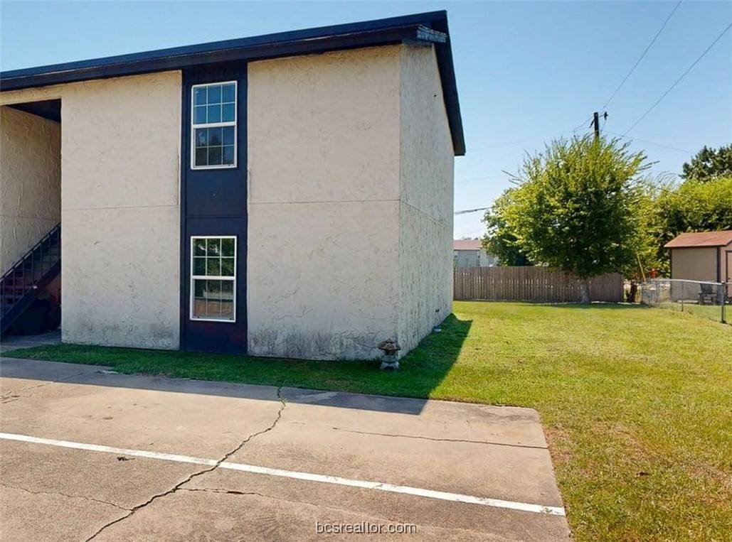 Apartment for rent at 1524 Pine Ridge Dr #1524B, College Station, TX 77840