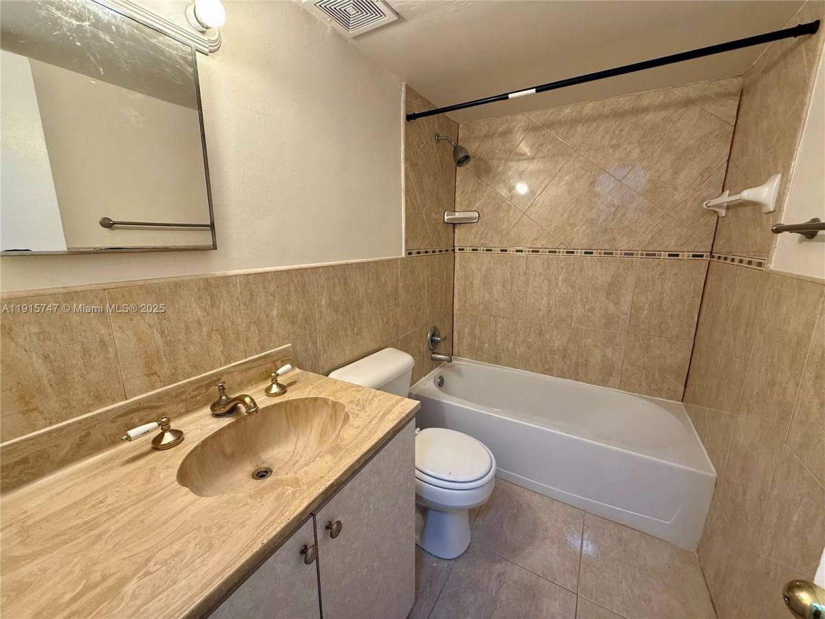 Apartment for rent at 291 NW 177th St #291C110, Miami, FL 33169