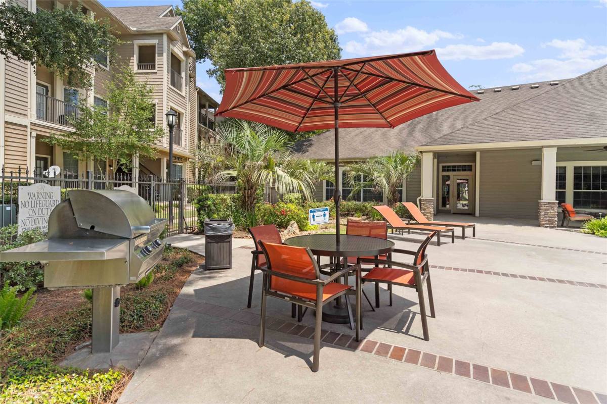 Apartment for rent at 2400-424 Spring Rain Dr, Spring, TX 77379