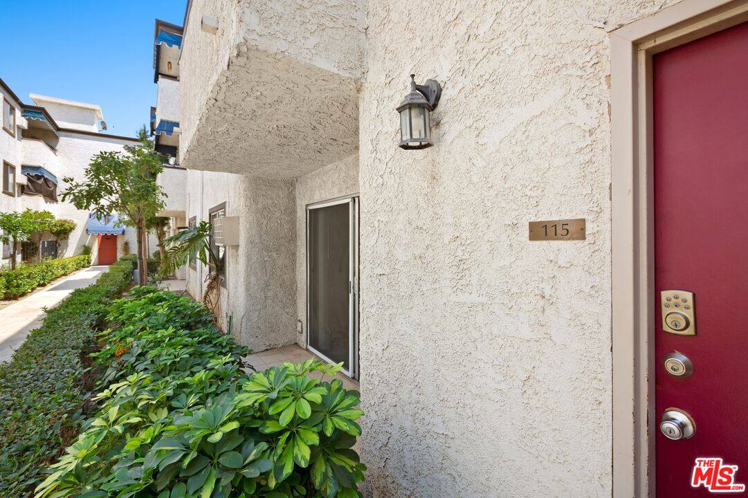 Condo for rent at 18530 Hatteras St #115, Tarzana, CA 91356