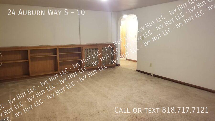 Apartment for rent at 24 Auburn Way S #10, Auburn, WA 98002