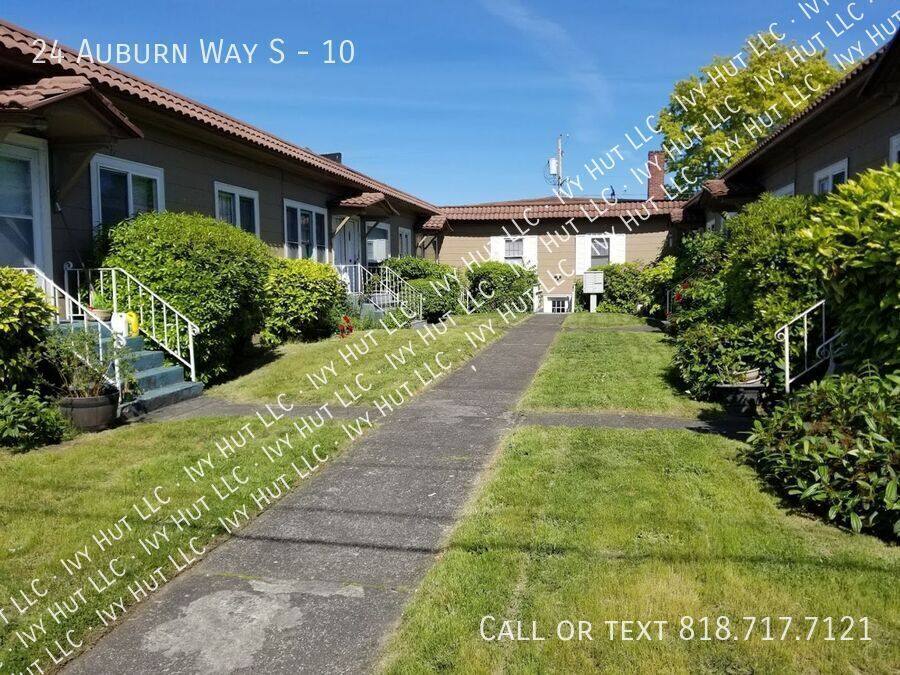 Apartment for rent at 24 Auburn Way S #10, Auburn, WA 98002