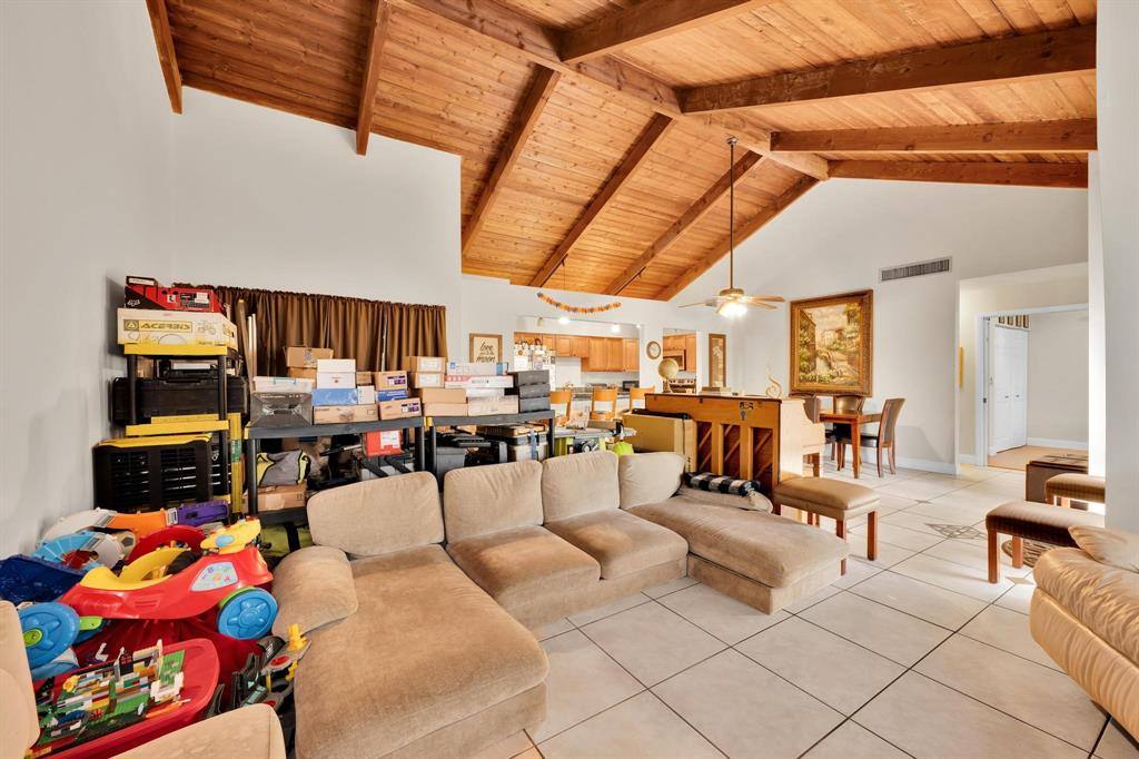 Apartment for rent at 2259 Nova Village Dr, Fort Lauderdale, FL 33317