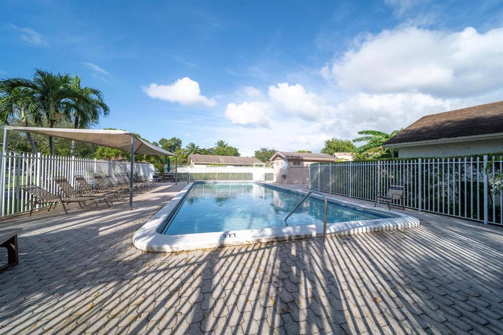 Apartment for rent at 2259 Nova Village Dr, Fort Lauderdale, FL 33317