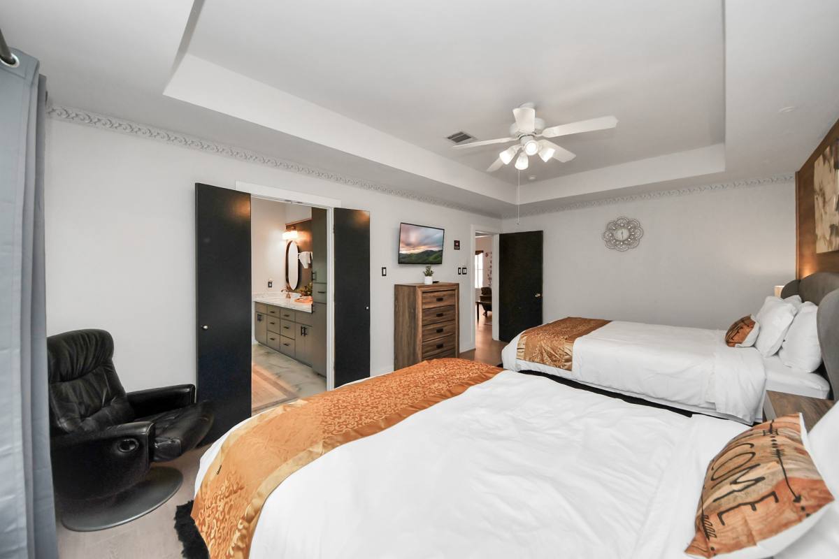Apartment for rent at 9715 Riddlewood Lane, Houston, TX 77025