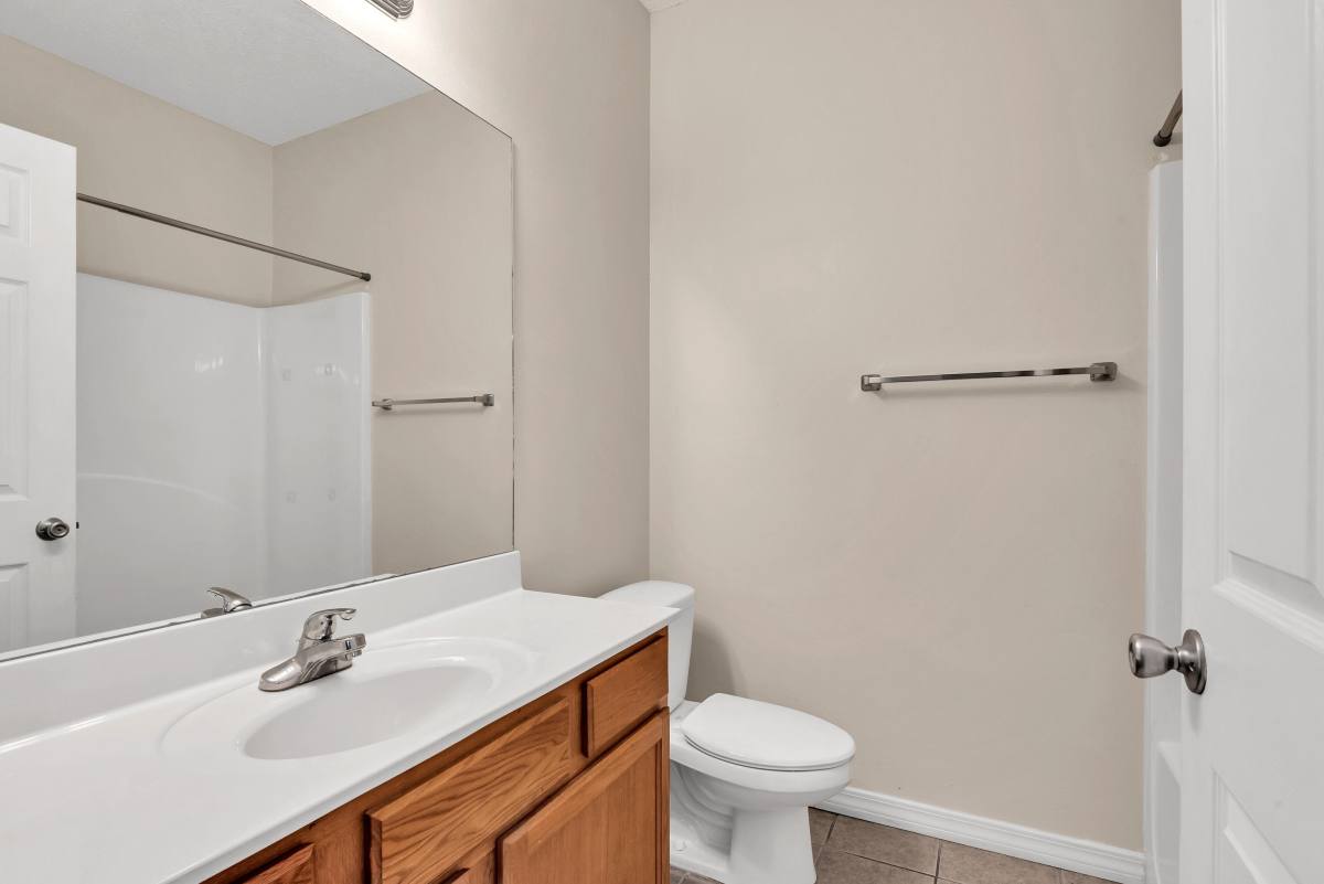 Apartment for rent at 936-938 Barrow St, Fort Walton Beach, FL 32547