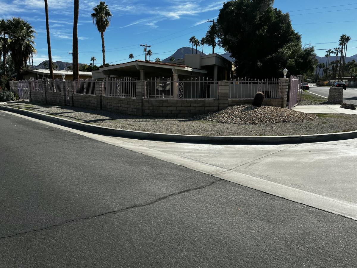 Apartment for rent at 45618 Panorama Dr, Palm Desert, CA 92260