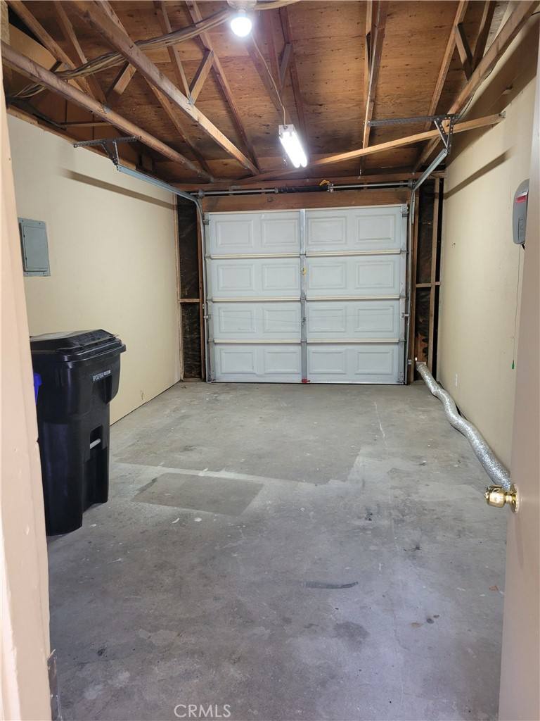 Apartment for rent at 16001 Green Hill Dr #1, Victorville, CA 92394