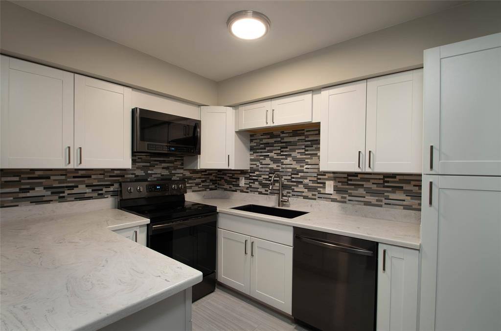 Condo for rent at 5315 Fleetwood Oaks Ave #161, Dallas, TX 75235