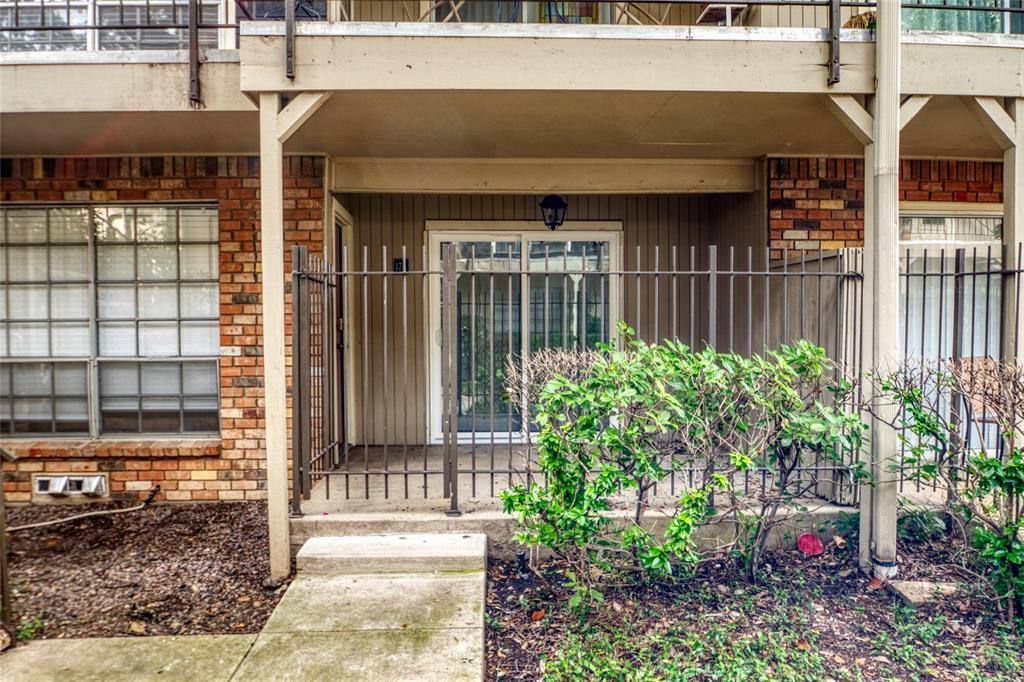 Condo for rent at 5315 Fleetwood Oaks Ave #161, Dallas, TX 75235