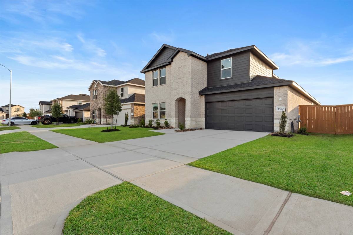 Apartment for rent at 6023 Ginevra Summers Dr, Katy, TX 77493